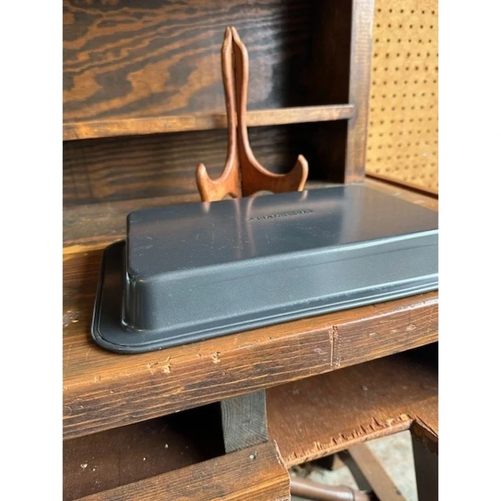 Farberware Nonstick Baking Pan Gray Steel Rectangular‎ Cake Pan 11x7 Inch